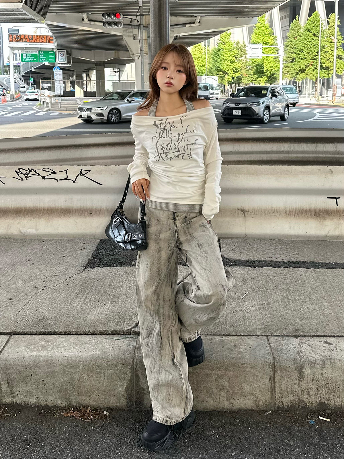 ホルターネックボーダードッキングカットソー