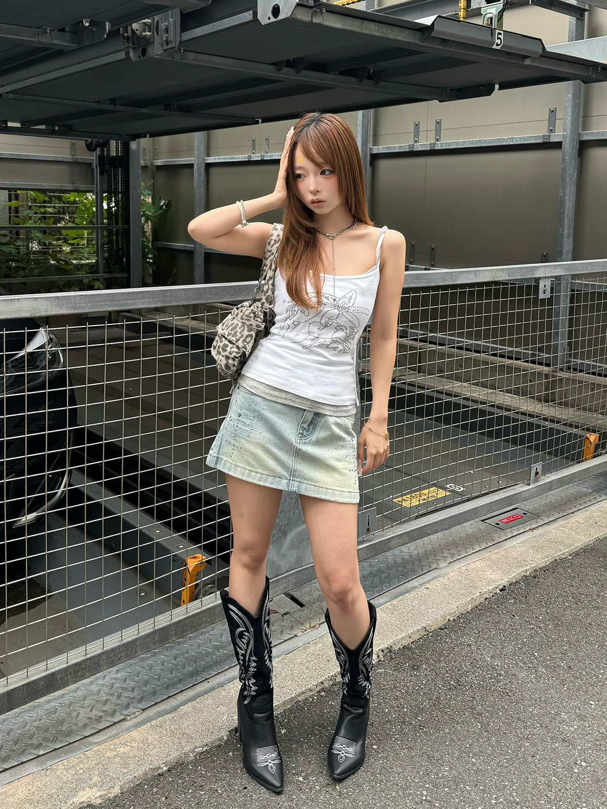 スタッズウォッシュデニムミニスカート