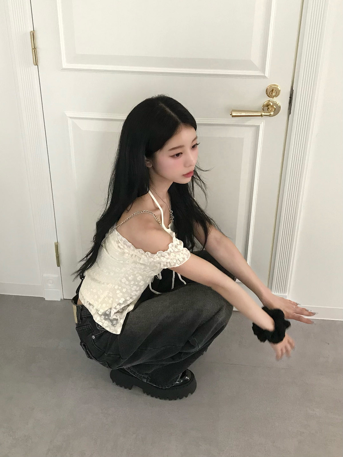 ホルターフラワーレースカットソー