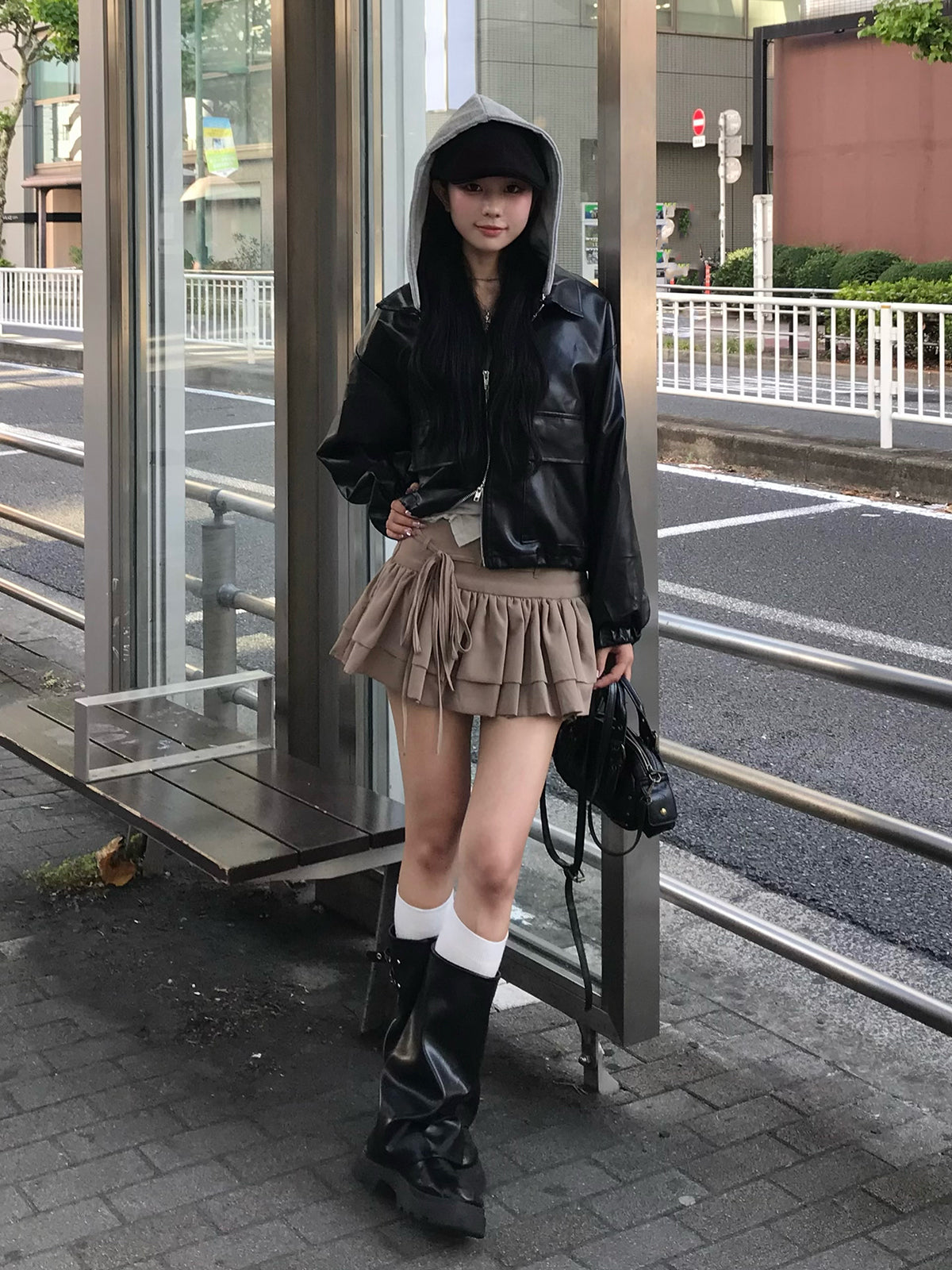 フーディーレザータッチジャケット