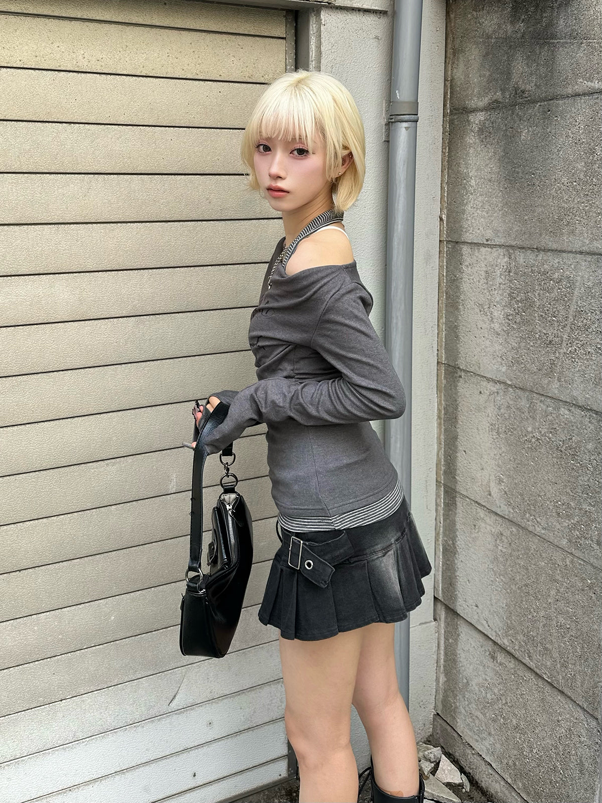 ホルターネックボーダードッキングカットソー