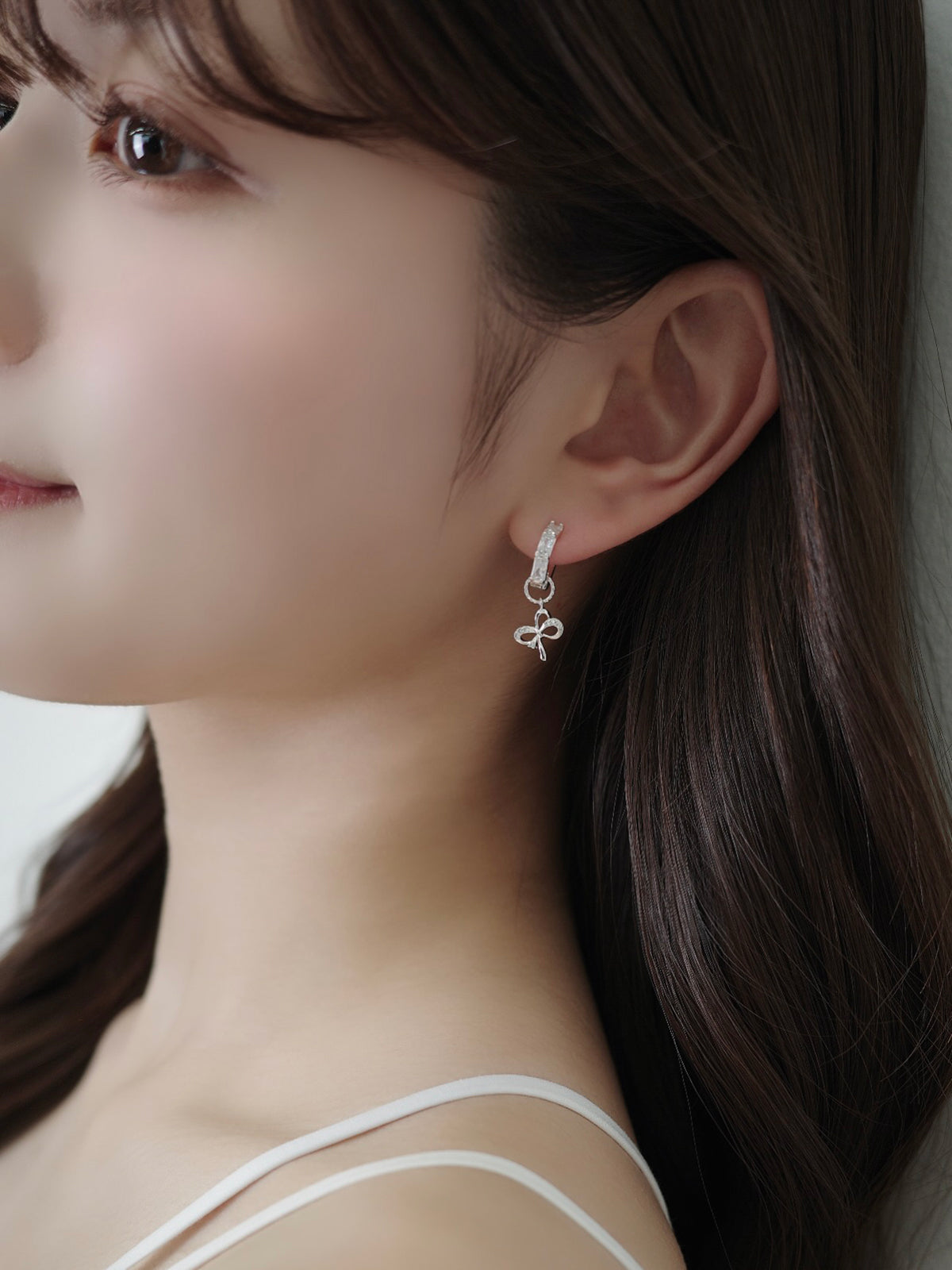 Shine Ribbon Charm