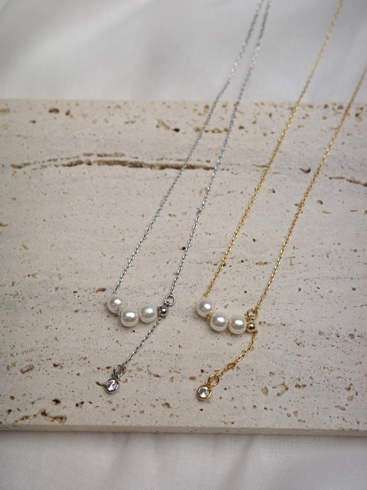 トリプルパールネックレス