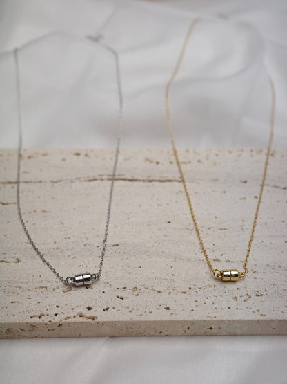 トリプルパールネックレス