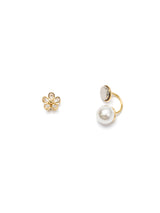 2wayデイジーマグネットピアス - ゴールド