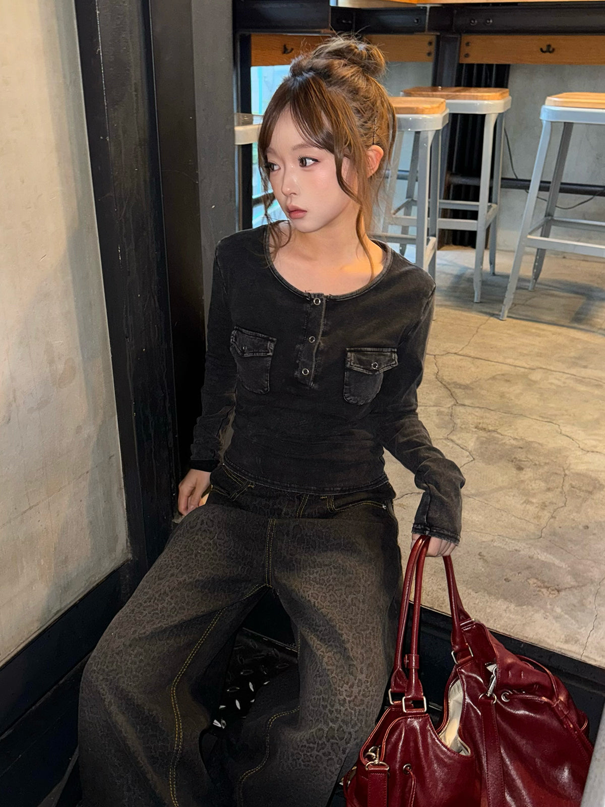 워시드 헨리넥 티셔츠
