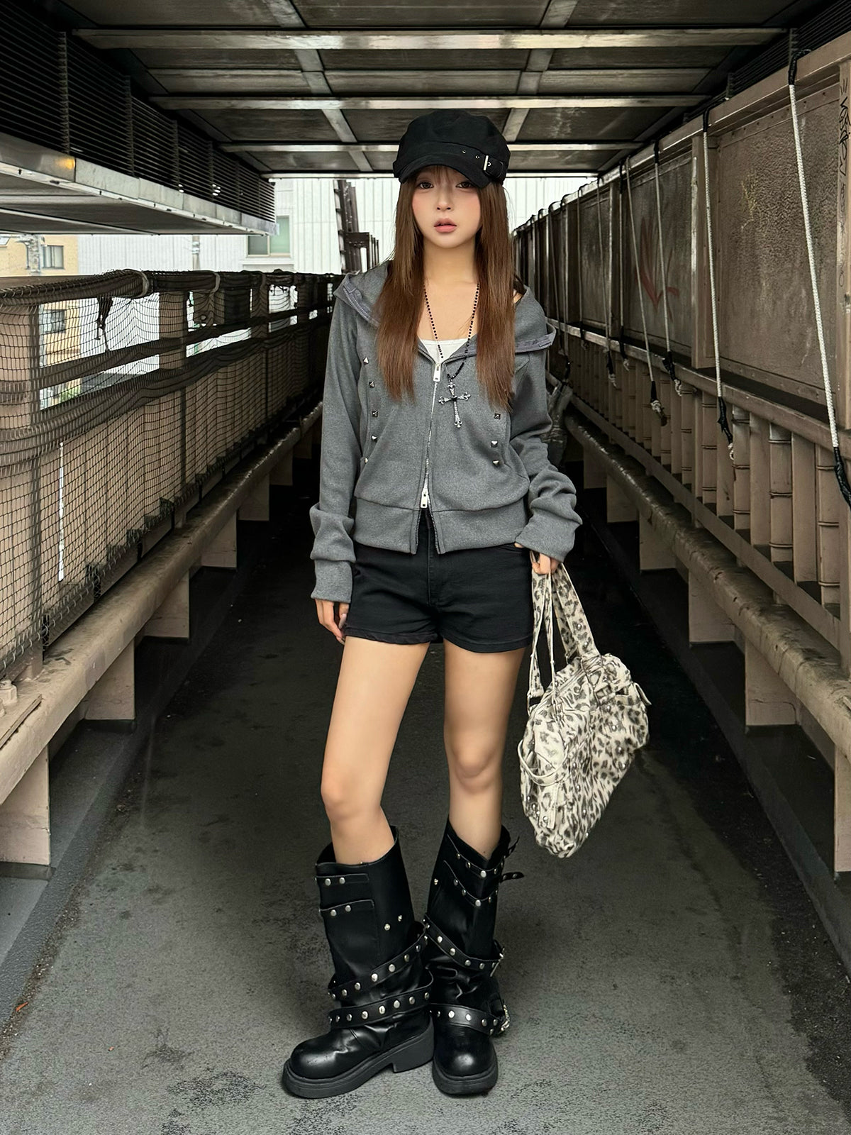 スタッズダブルジップリブパーカー