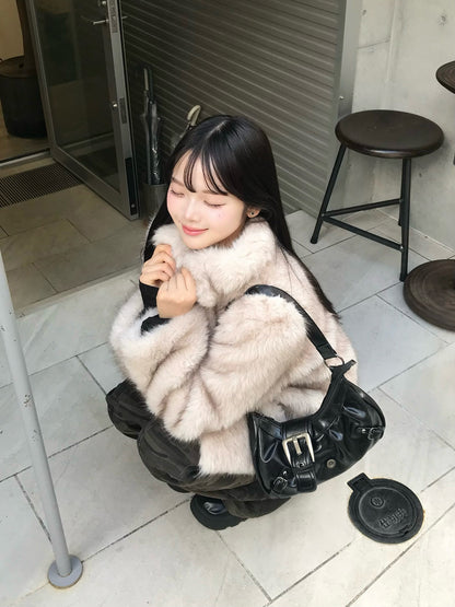 ボリュームファータッチカラーコート