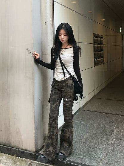 迷彩喇叭牛仔裤