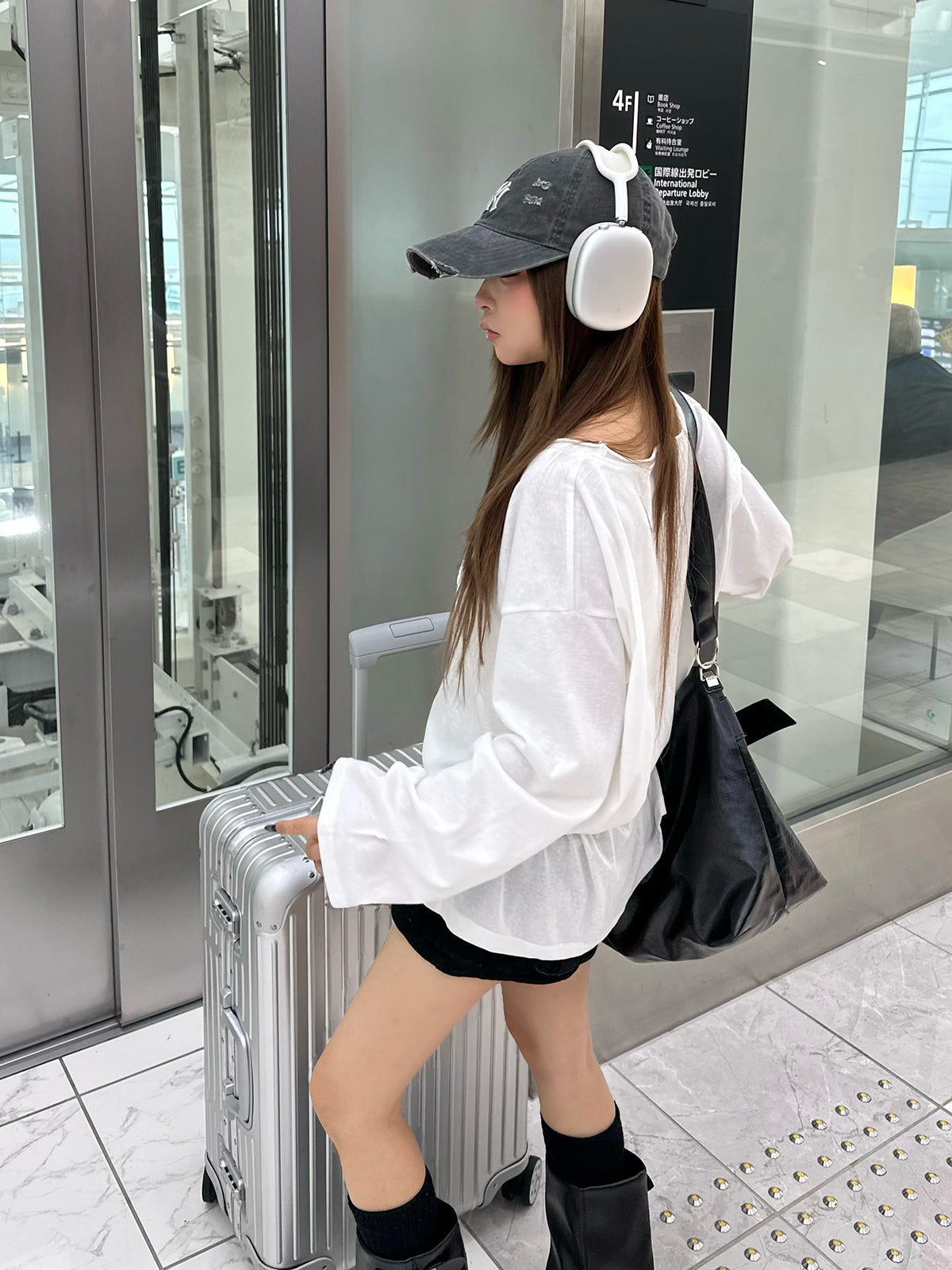 蕾丝十字长袖T恤