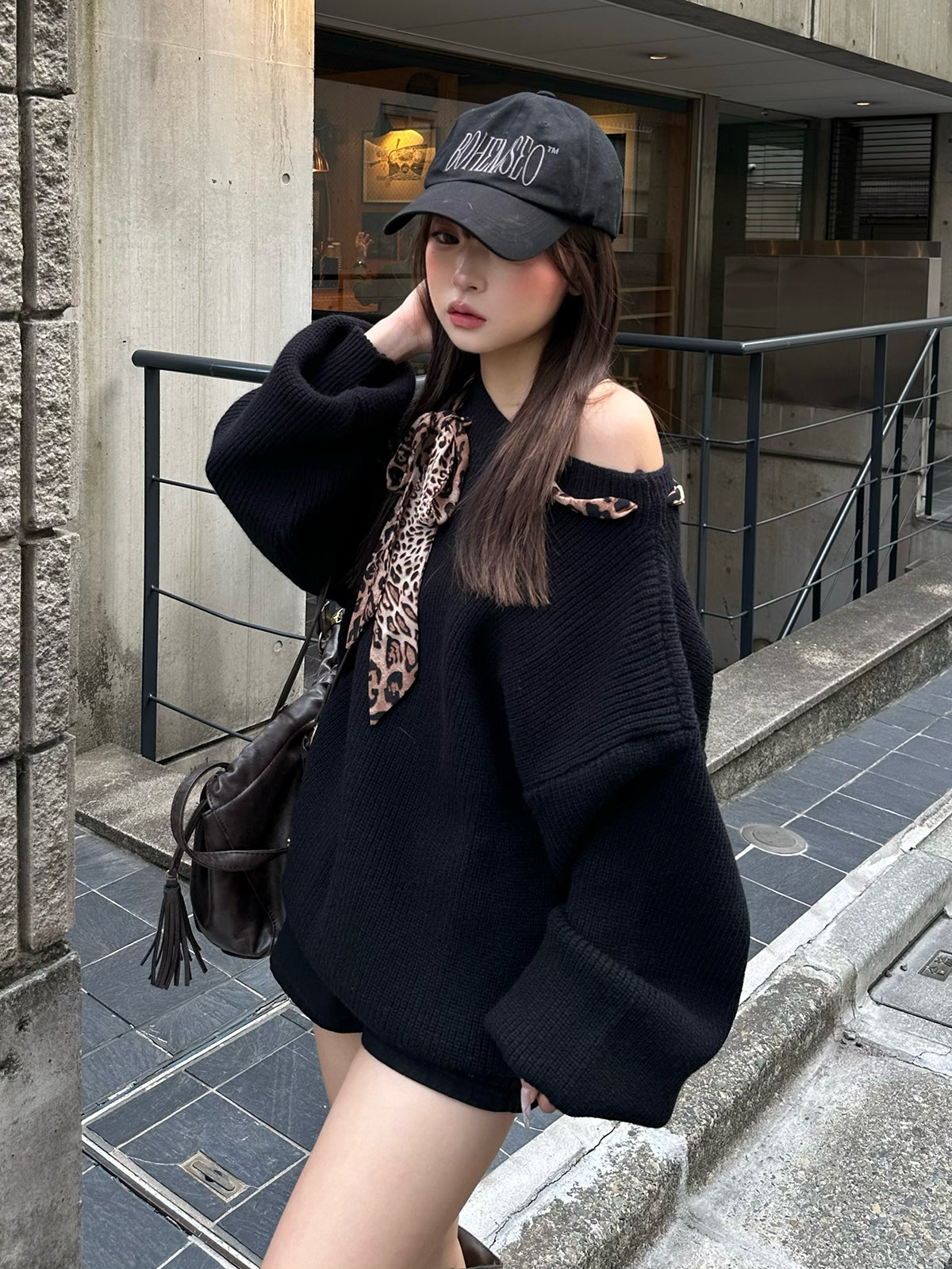 レオパードスカーフワンショルニット