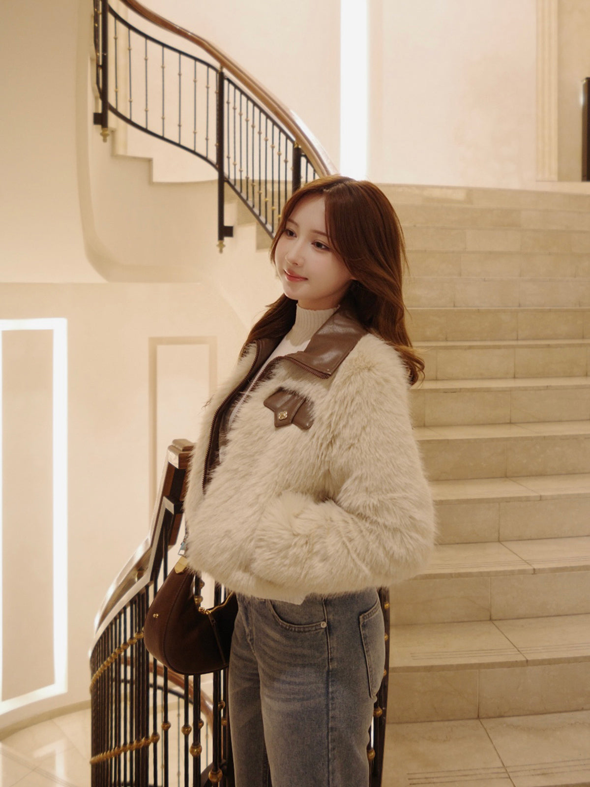 ファータッチレザーカラーコート