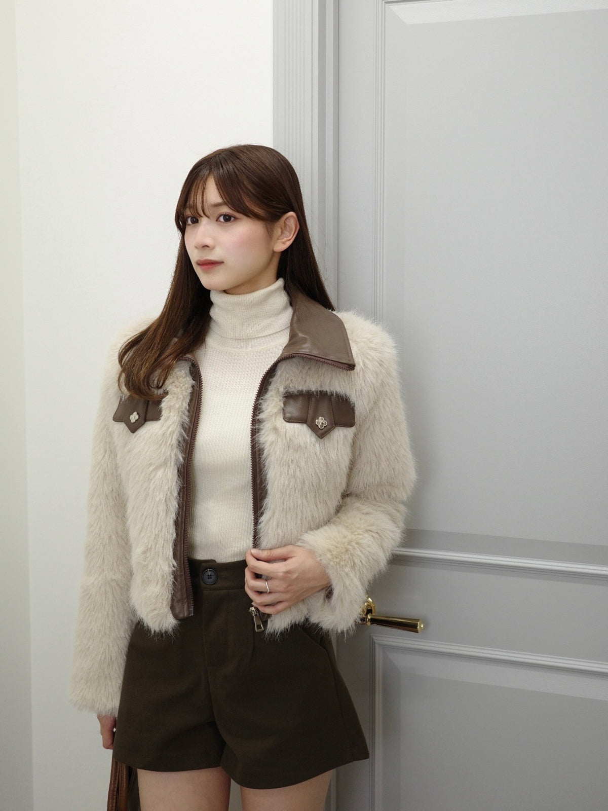 ファータッチレザーカラーコート – ANDOR ONLINE