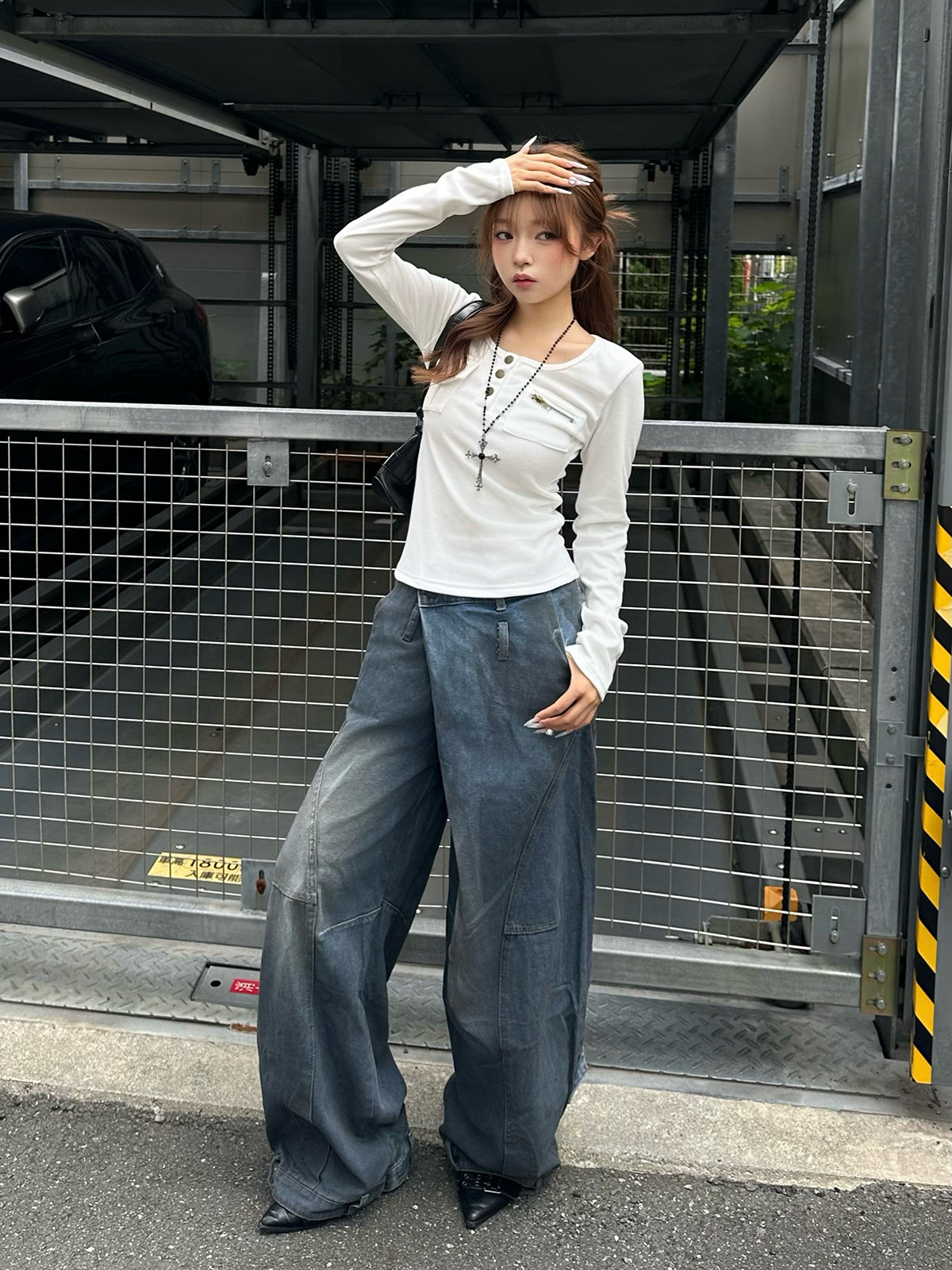 クロスウエストワイドカーブデニムパンツ – ANDOR ONLINE