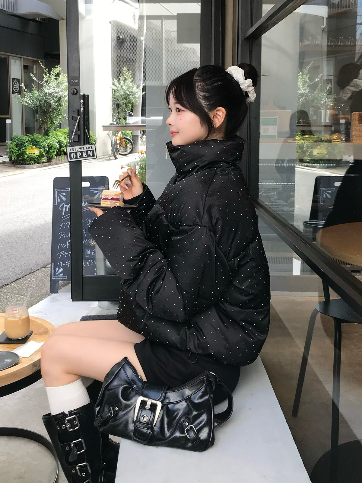 ラインストーンパデッドブルゾン – ANDOR ONLINE