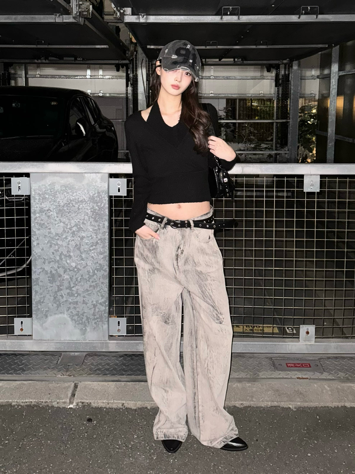 ホルターネックカシュクールニット