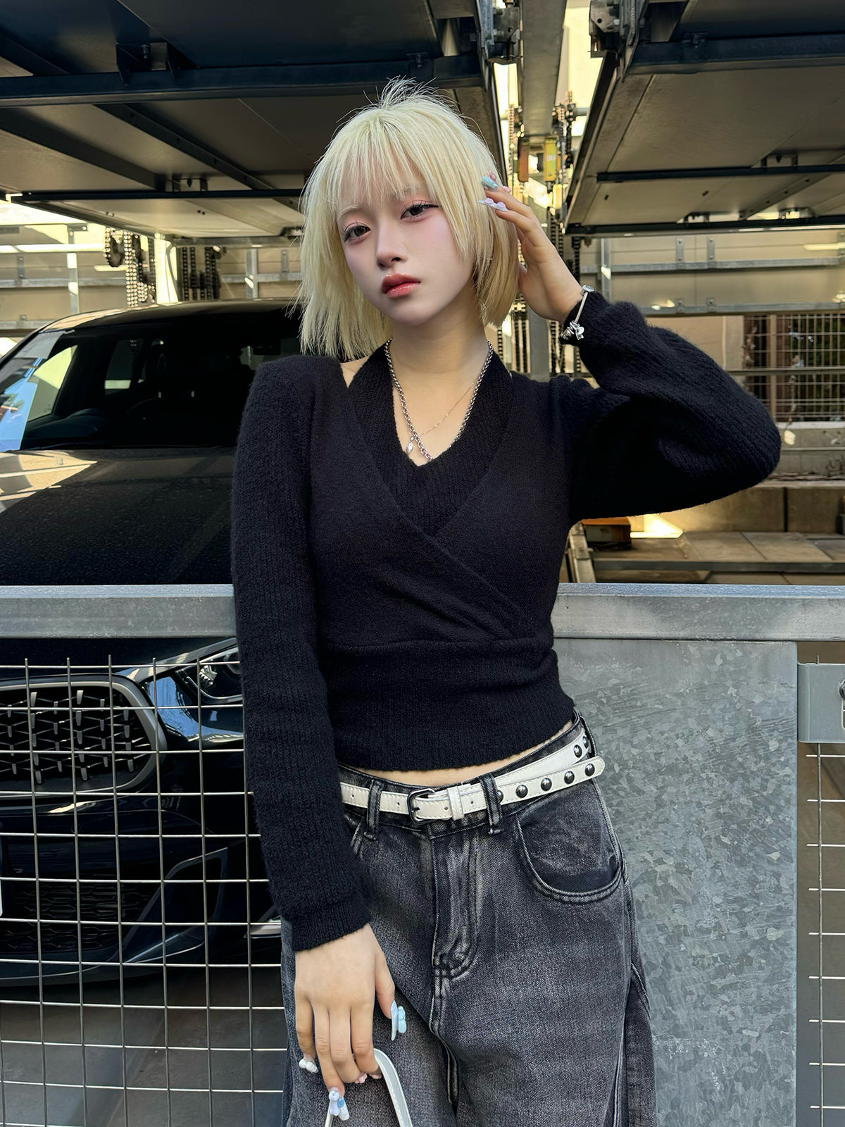 ホルターネックカシュクールニット