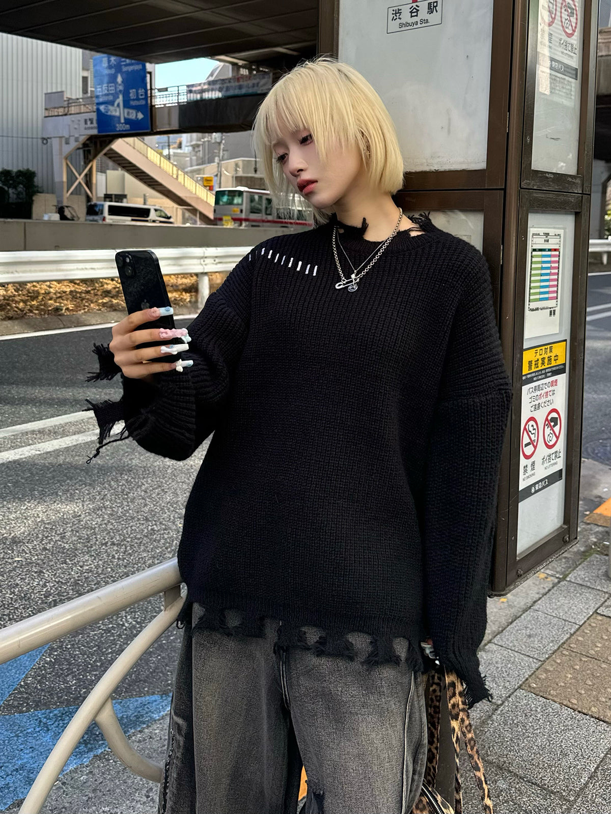 フリンジデザインオーバーニット