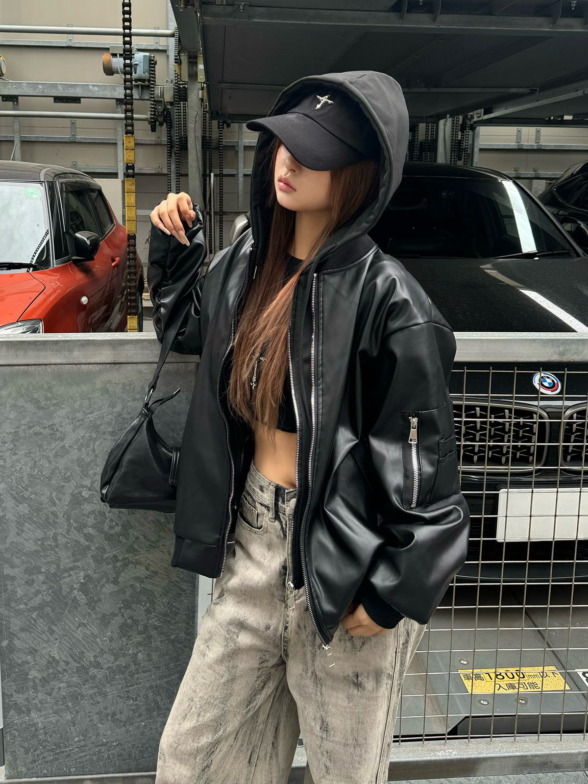 フーディージップレザータッチジャケット