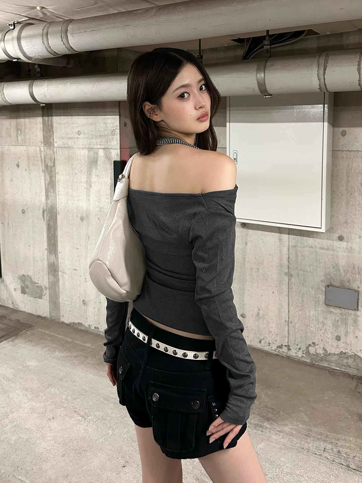 ホルターネックボーダードッキングカットソー