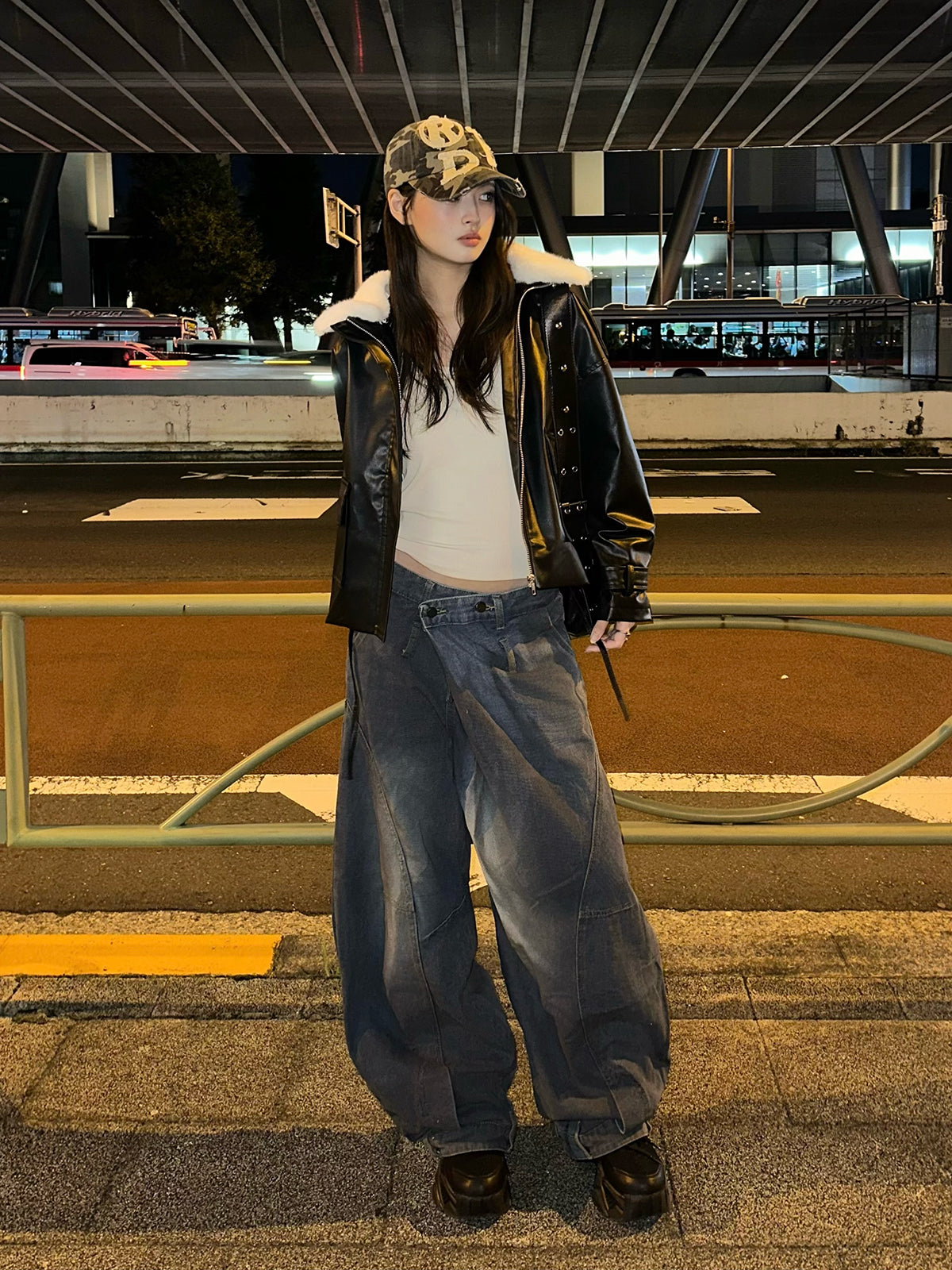 クロスウエストワイドカーブデニムパンツ