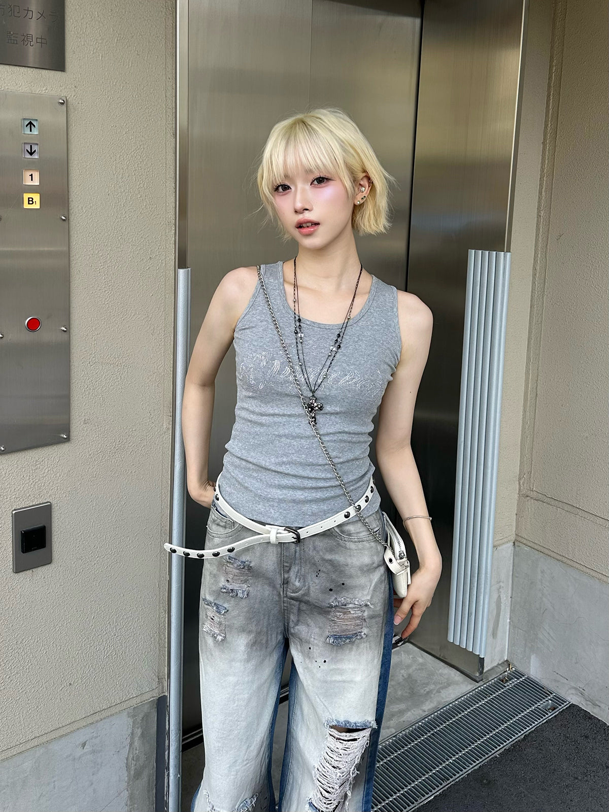 アイラブD&G タンクトップ　ラインストーン　ハート　y2k レア　ロゴ アイラブD&G タンクトップ ラインストーン ハート y2k レア ロゴ