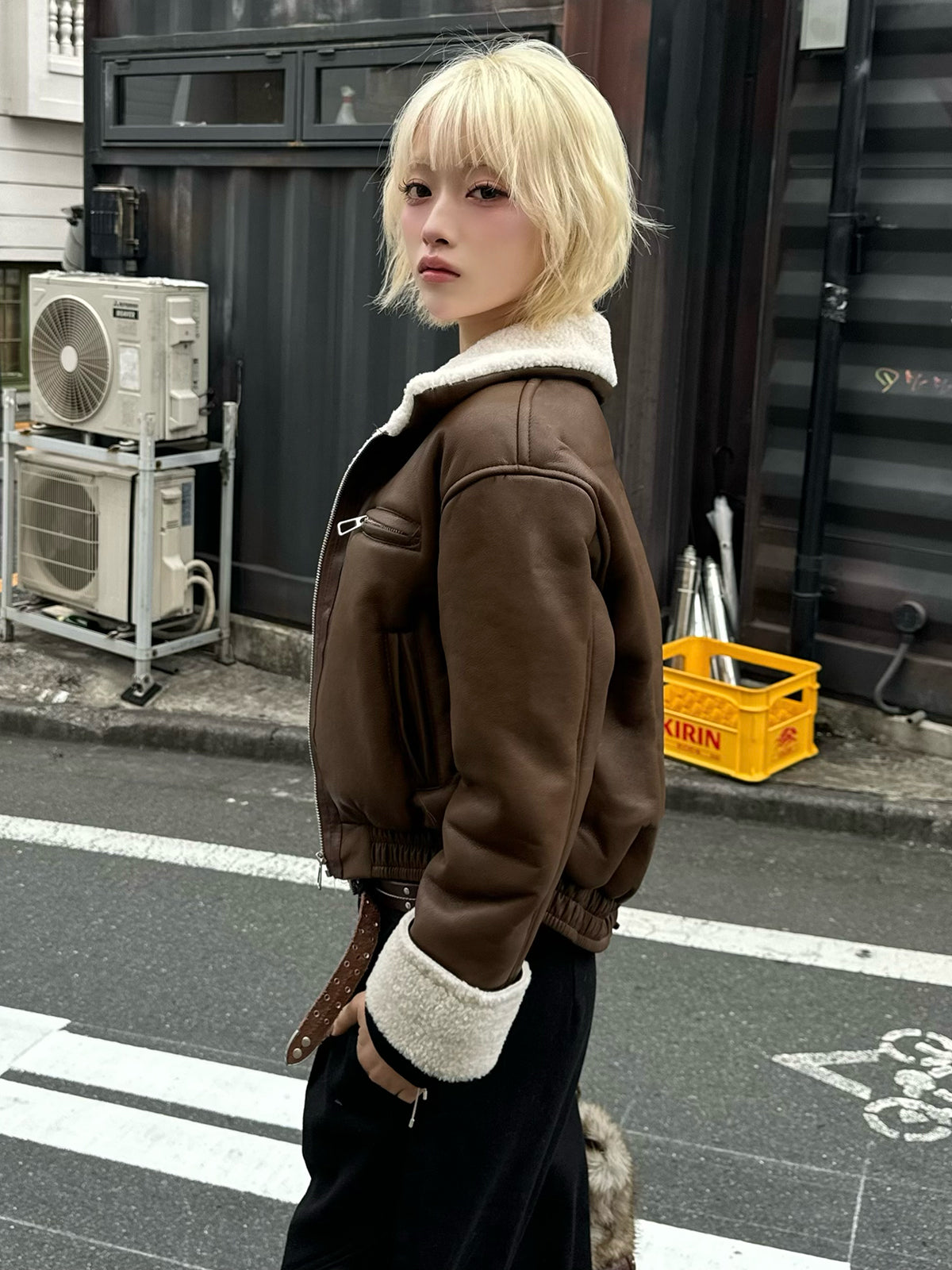 レザータッチボアジャケット – ANDOR ONLINE