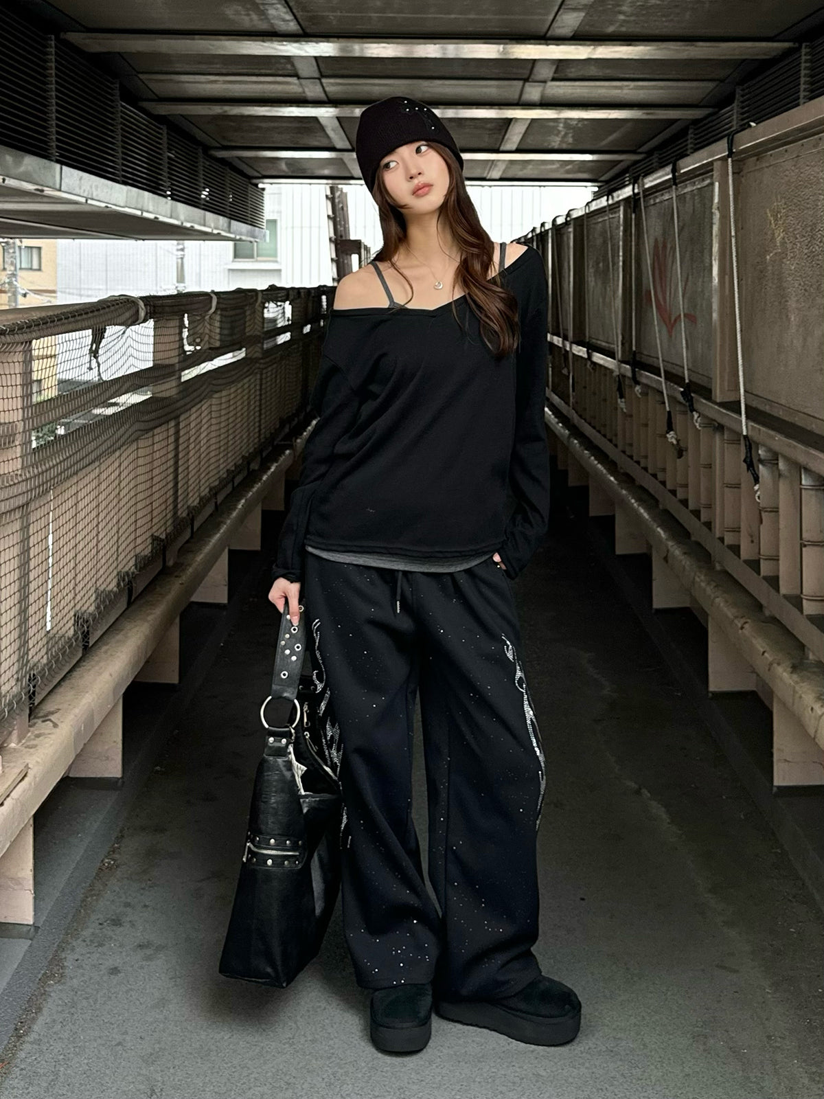 グリッターワイドスウェットパンツ – ANDOR ONLINE