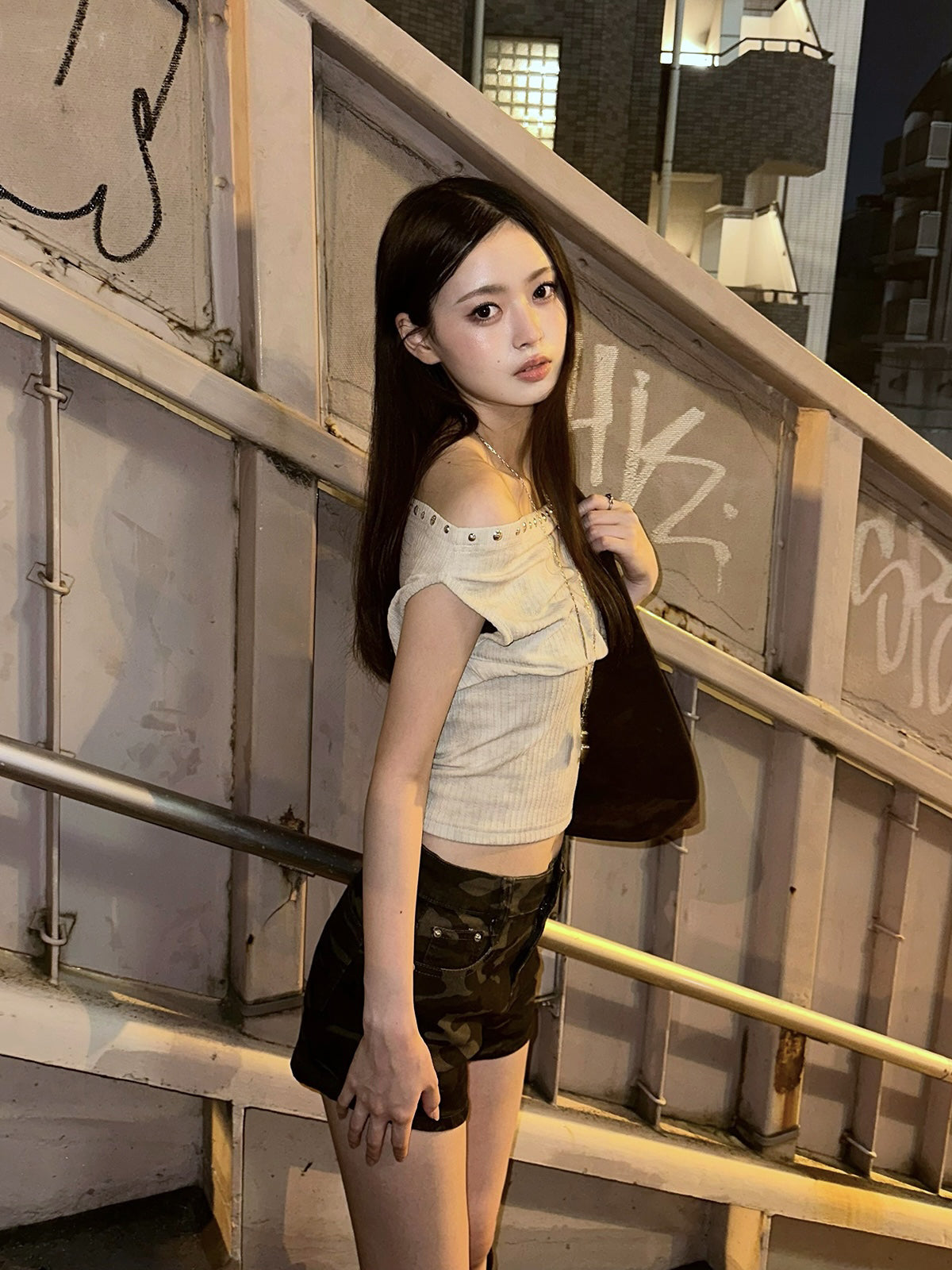 カモフラデザインデニムショートパンツ