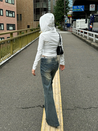 洗水半喇叭牛仔裤