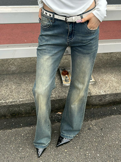 洗水半喇叭牛仔裤