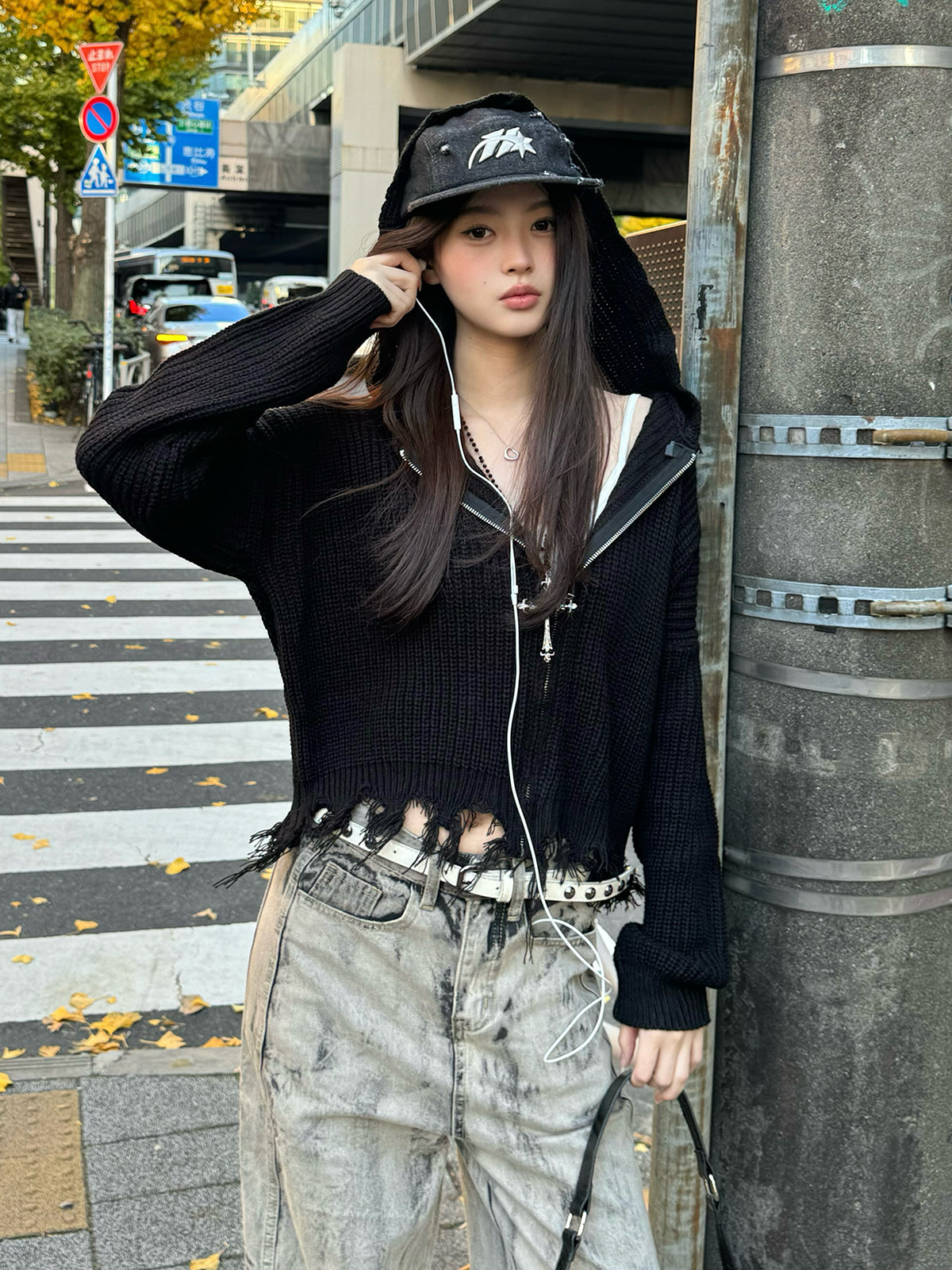 ダメージフリンジニットパーカー