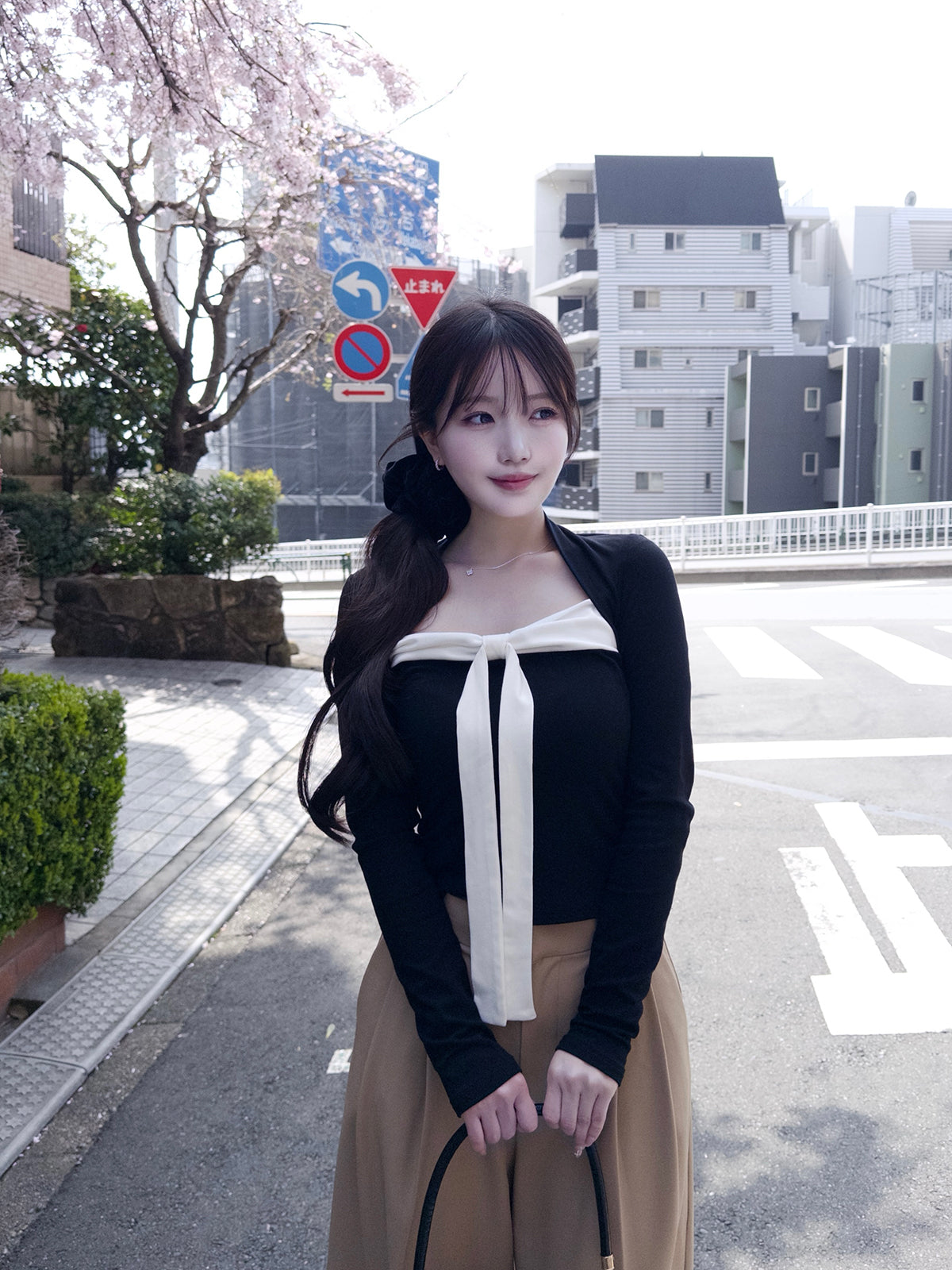 バイカラーリボンカットソー