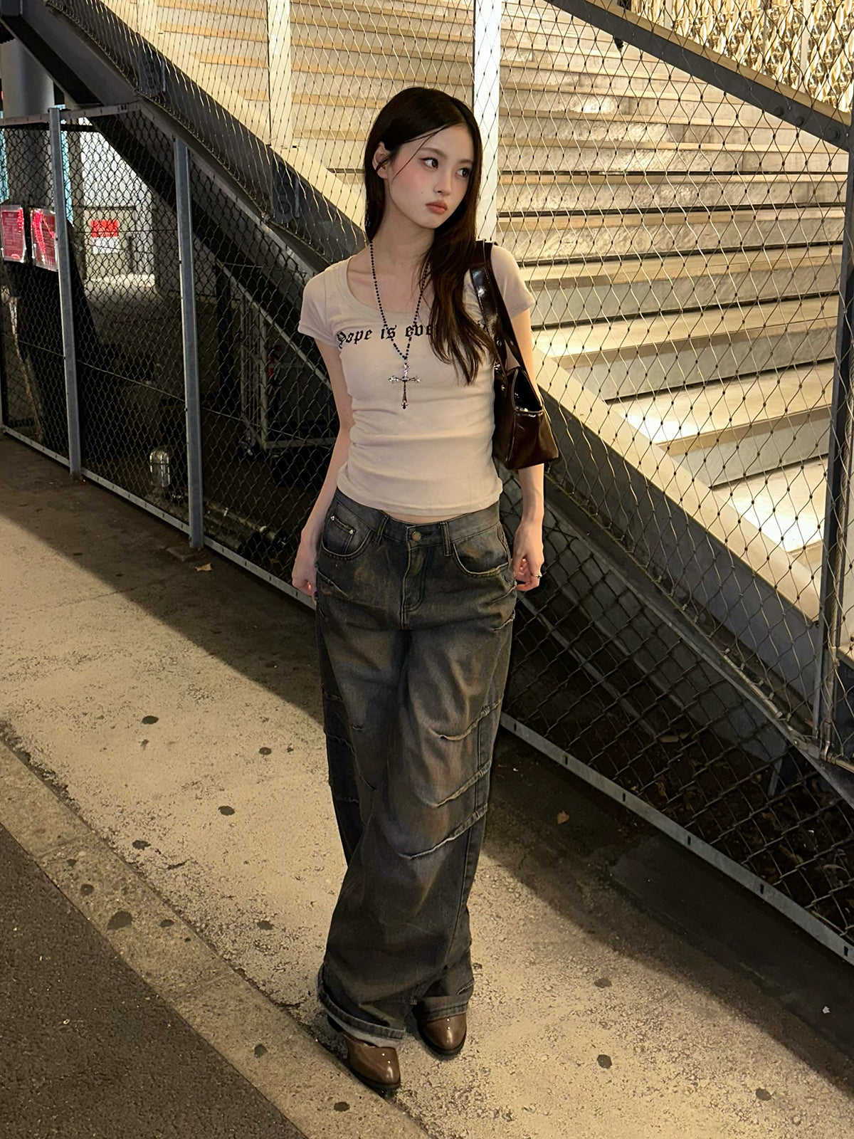 ダーティーウォッシュタックデニムパンツ