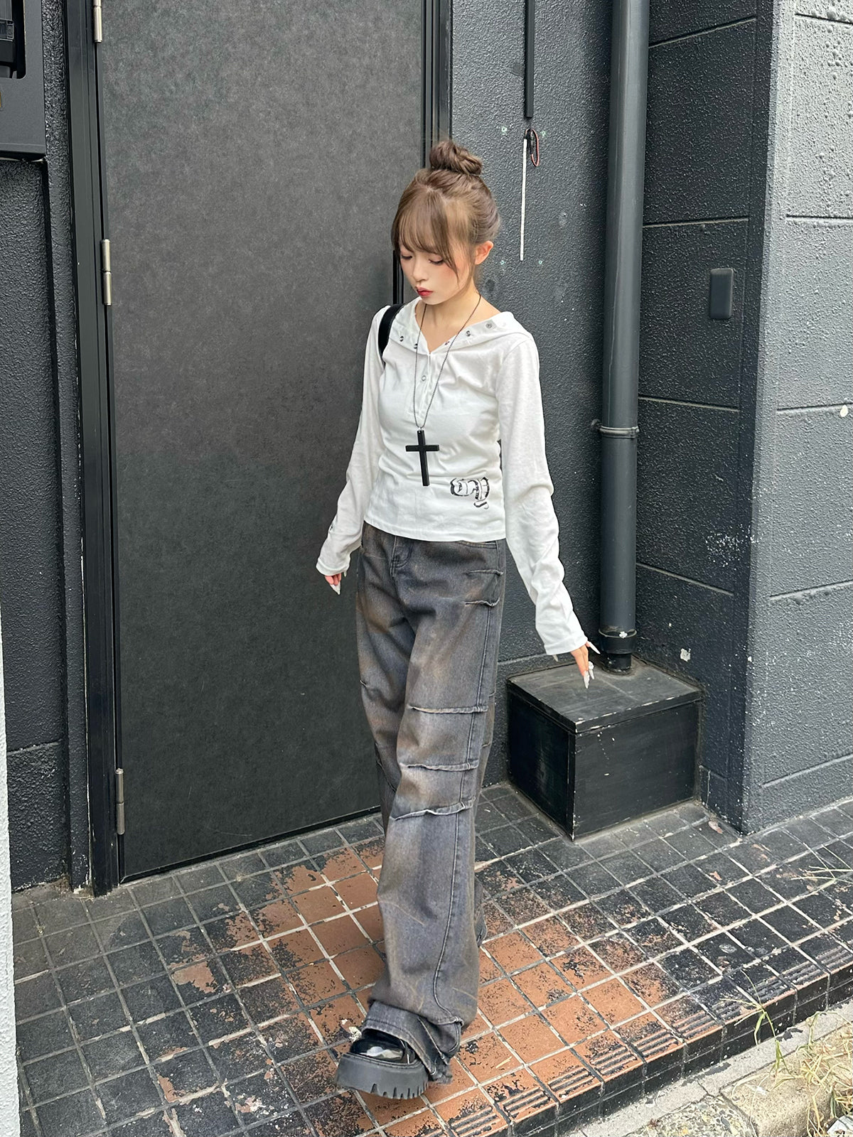 ダーティーウォッシュタックデニムパンツ