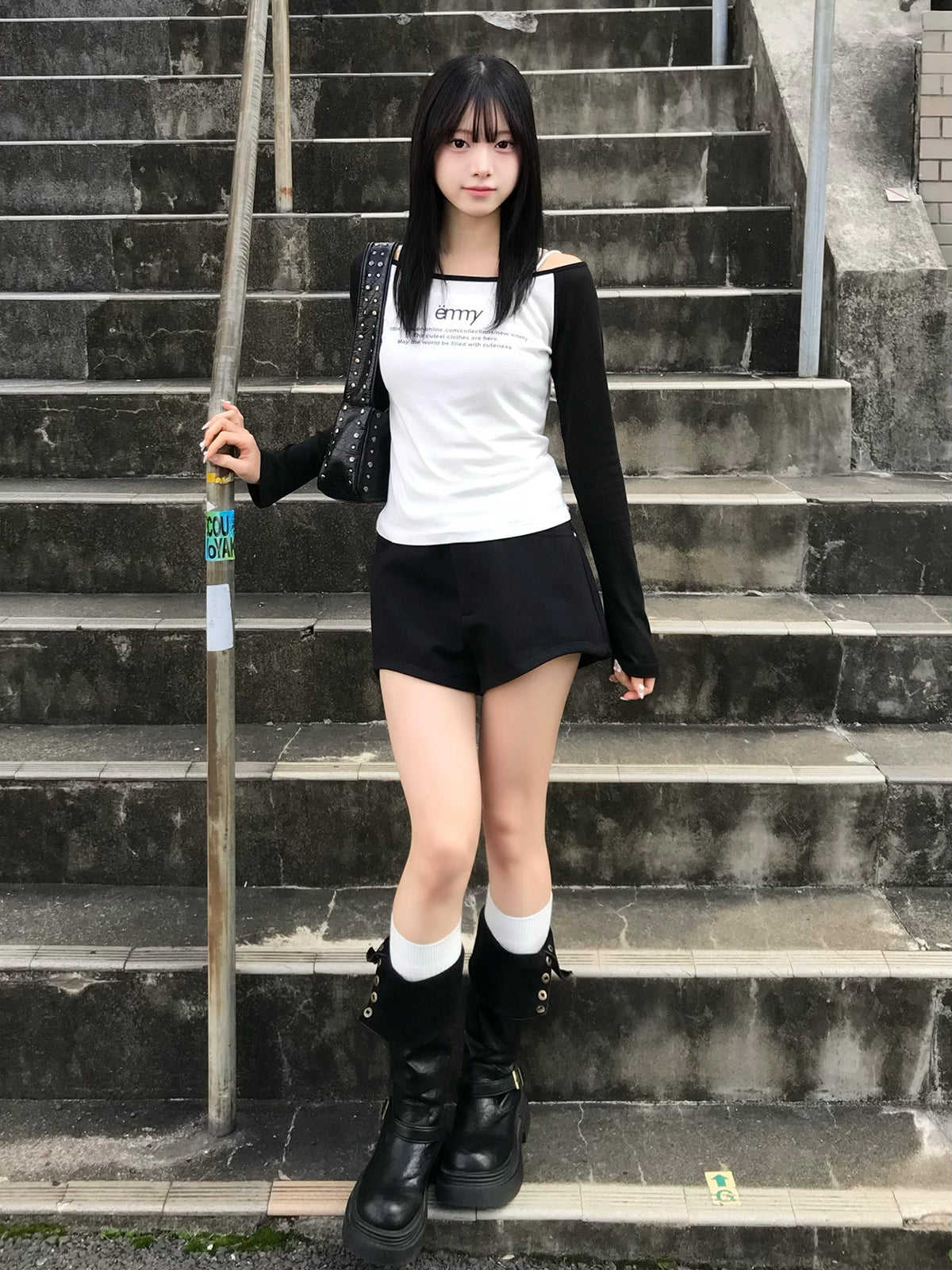 【送料込⭐︎匿名配送】yori Audrey 34ハイウエスト ストレートデニム 2025年最新】Yori デニム・ジーンズの人気アイテム - メルカリ