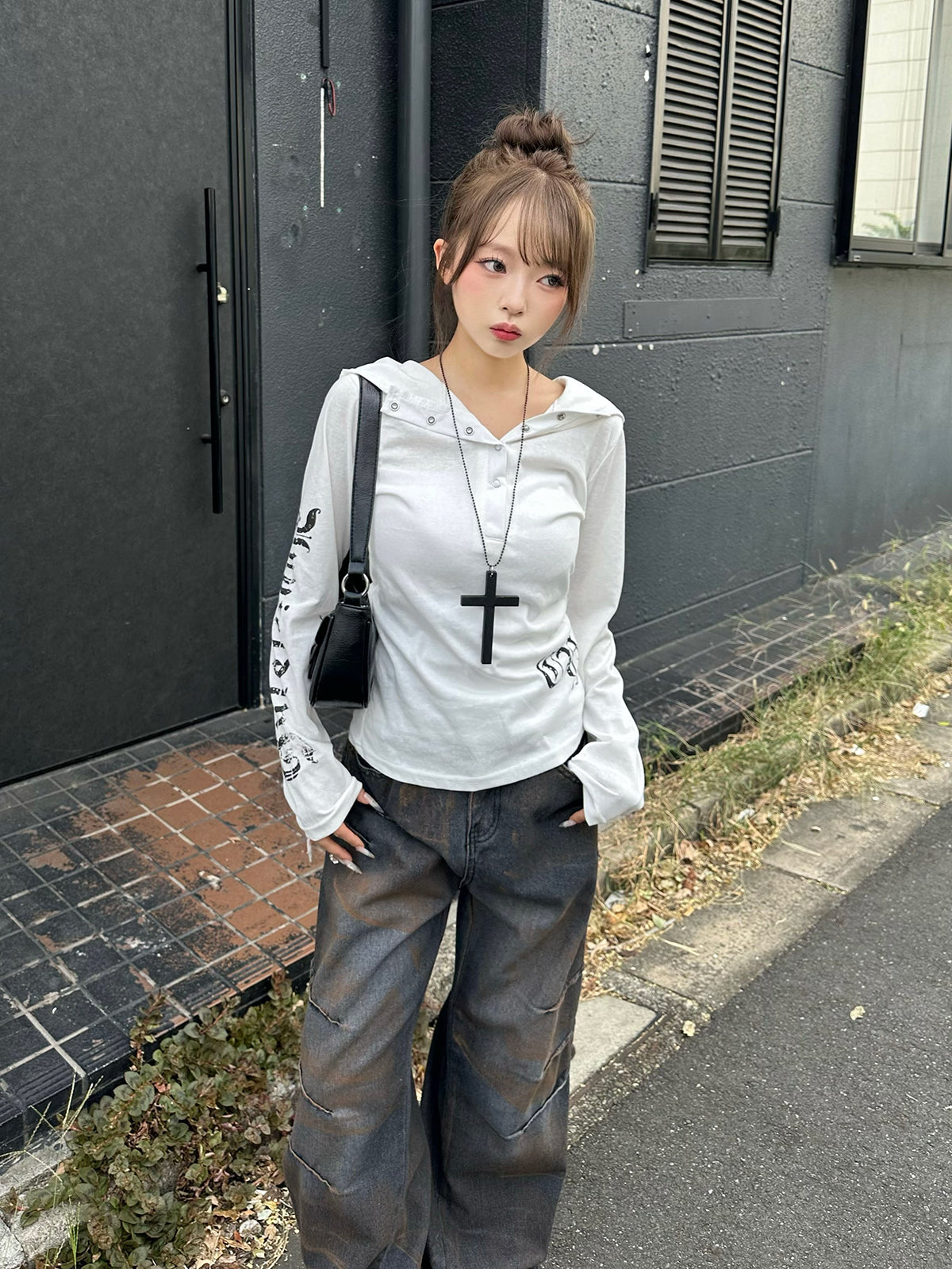 ダーティーウォッシュタックデニムパンツ