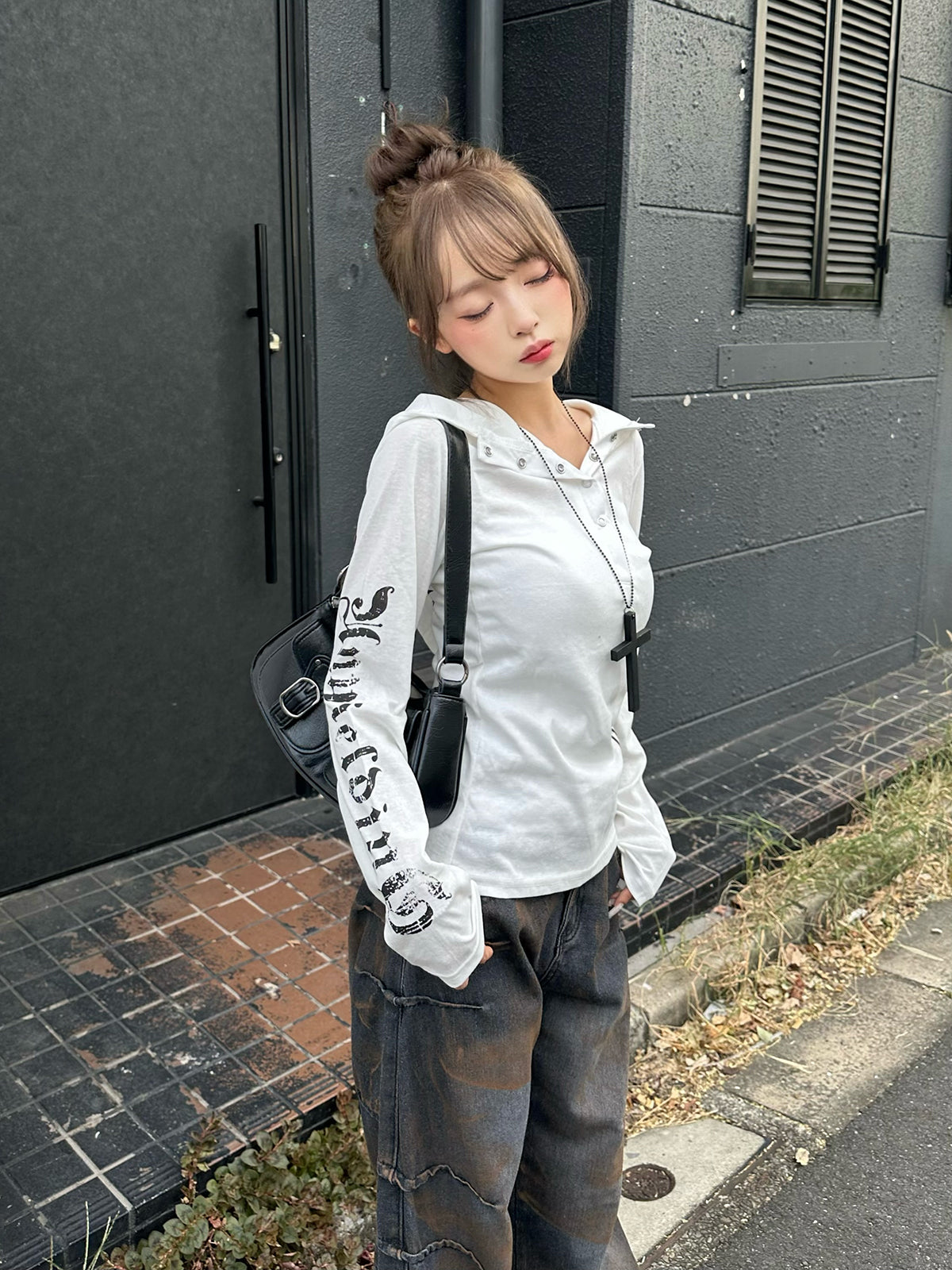 グラフィックフーディーカットソー