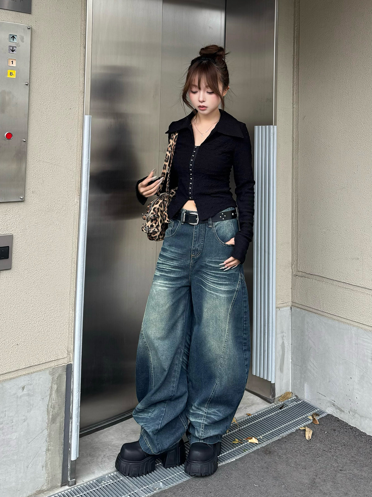 バルーンシルエットウォッシュデニムパンツ