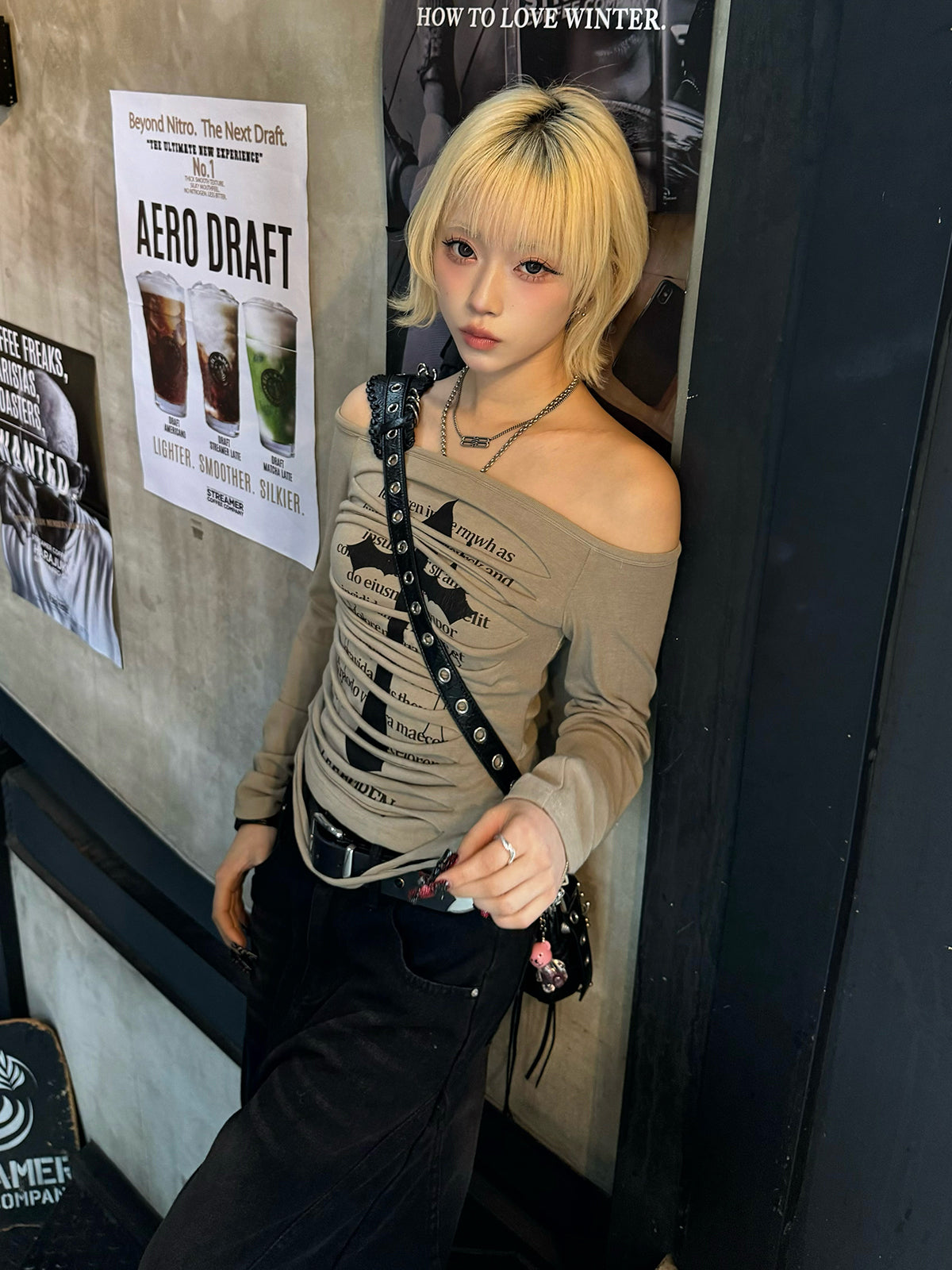 クロスカットダメージカットソー