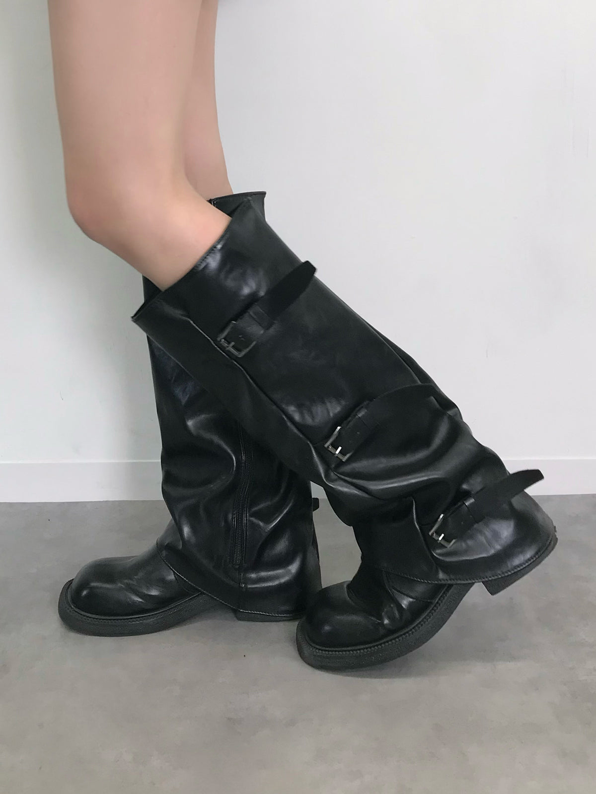 ベルトルーズカバーロングブーツ – ANDOR ONLINE