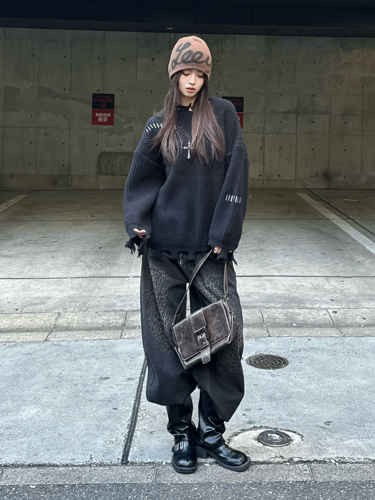 フリンジデザインオーバーニット – ANDOR ONLINE