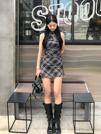 Sleeveless check tight mini dress