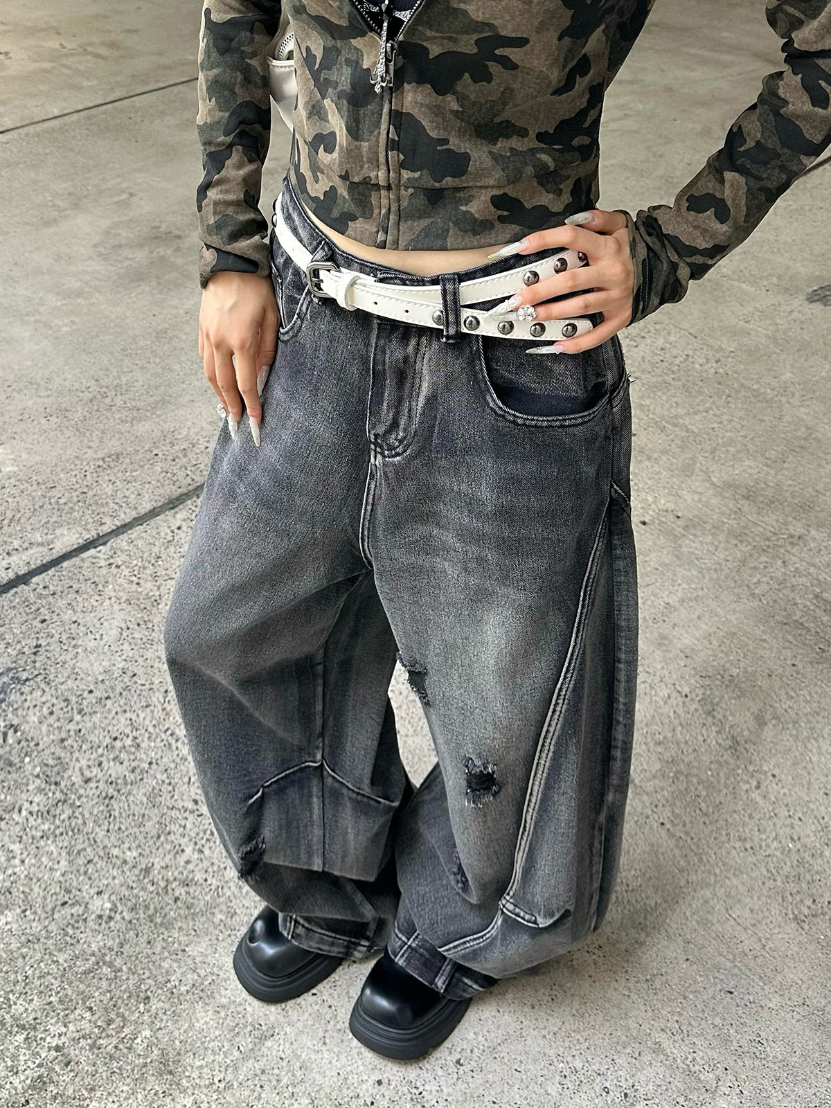 ダメージバレルレッグデニムパンツ