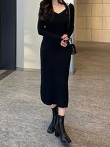 ホルターネックリブニットワンピース - ブラック