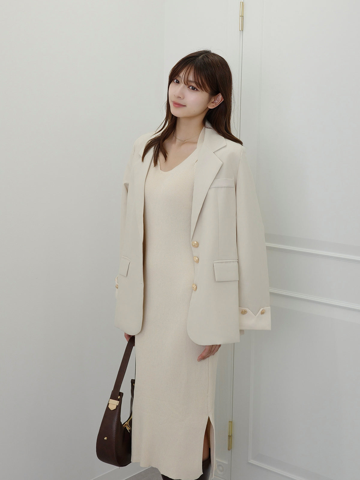 ホルターネックリブニットワンピース