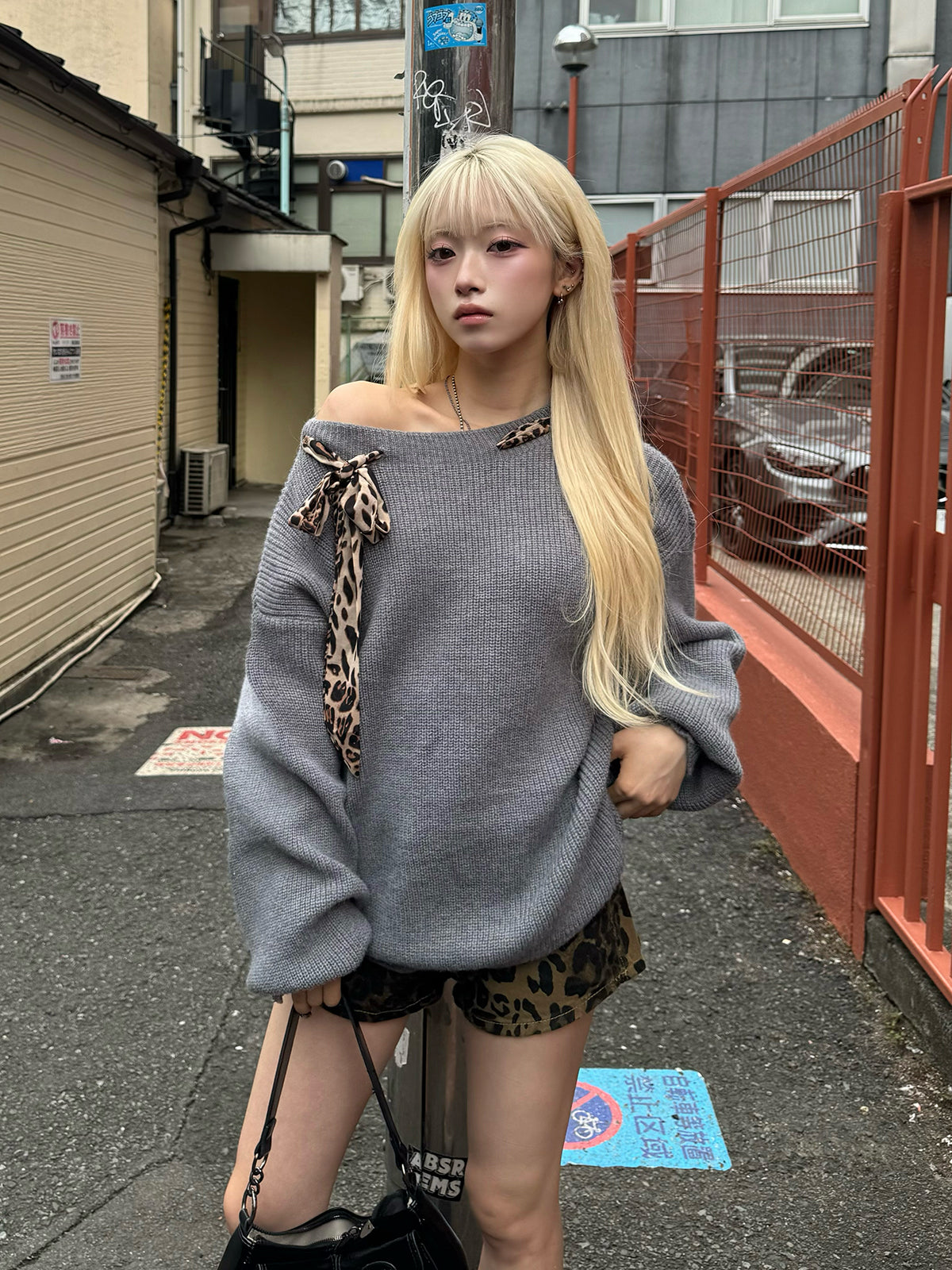 レオパードスカーフワンショルニット – ANDOR ONLINE