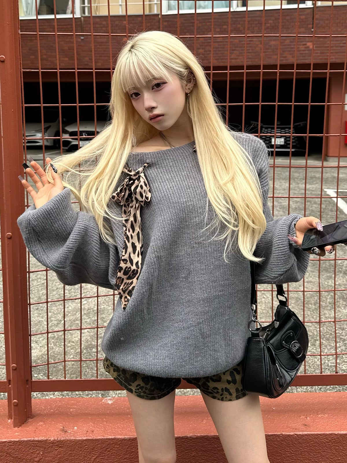 レオパードスカーフワンショルニット