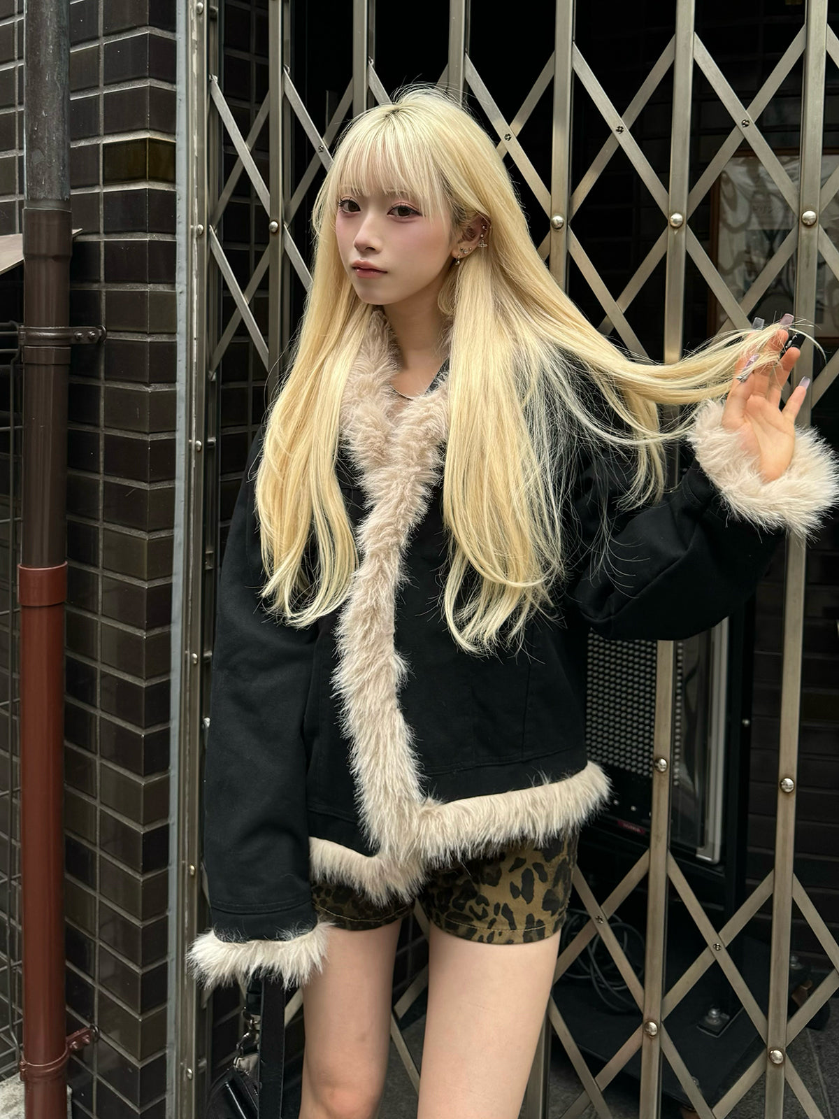 ファータッチミドルデニムジャケット – ANDOR ONLINE