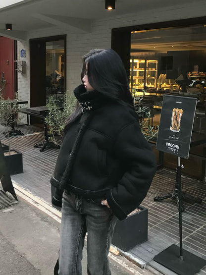 ムートンタッチバックルコート